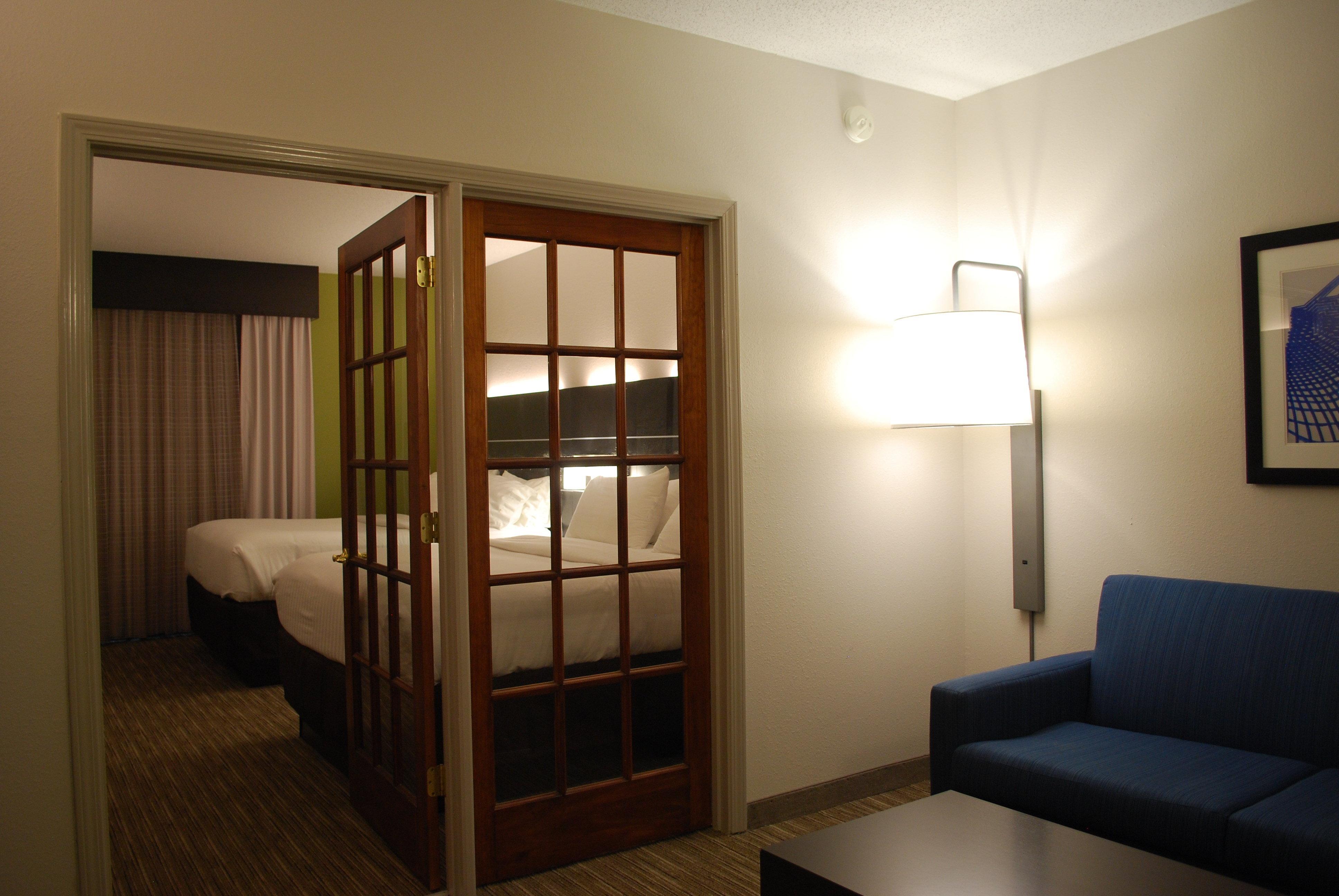 Holiday Inn Express Hotel & Suites Kingsport-Meadowview I-26 By Ihg Exterior foto