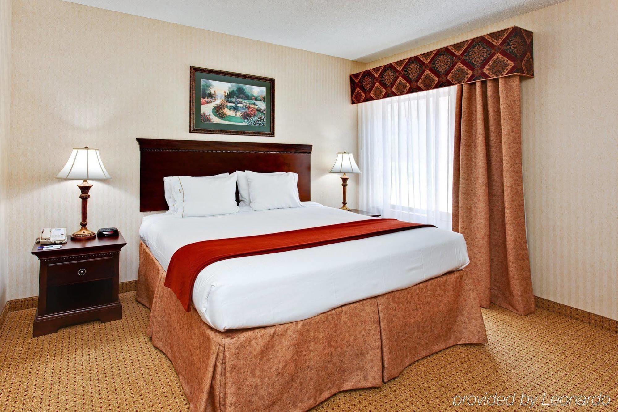 Holiday Inn Express Hotel & Suites Kingsport-Meadowview I-26 By Ihg Exterior foto